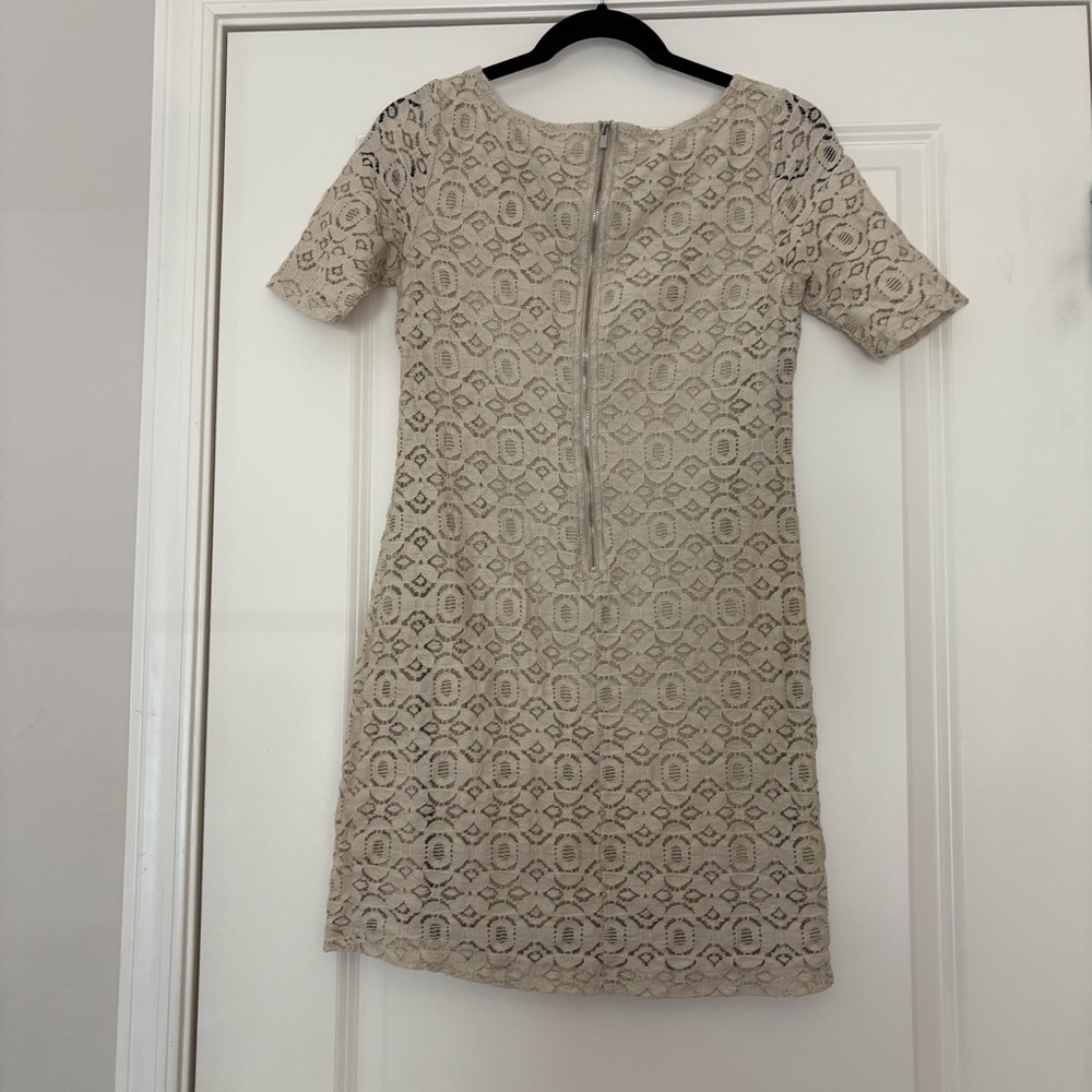 Banana Republic Women’s Beige Lace Mini Dress - Picture 6 of 9
